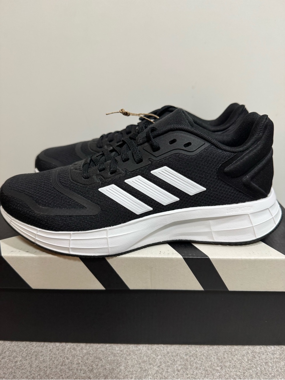 adidas Duramo SL 2.0
Core Black Cloud White (Women's) Size 7